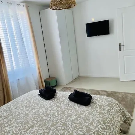 Magnifique Maison De 80m2, Proche Cdg & Paris *